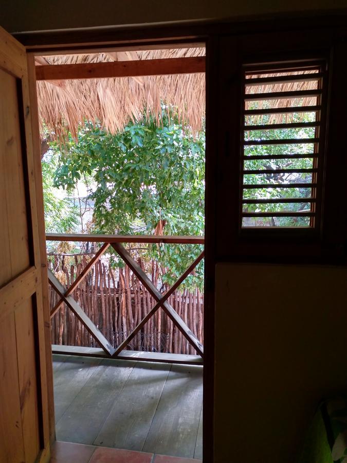 Hotel Loro Tuerto Barahona Ngoại thất bức ảnh