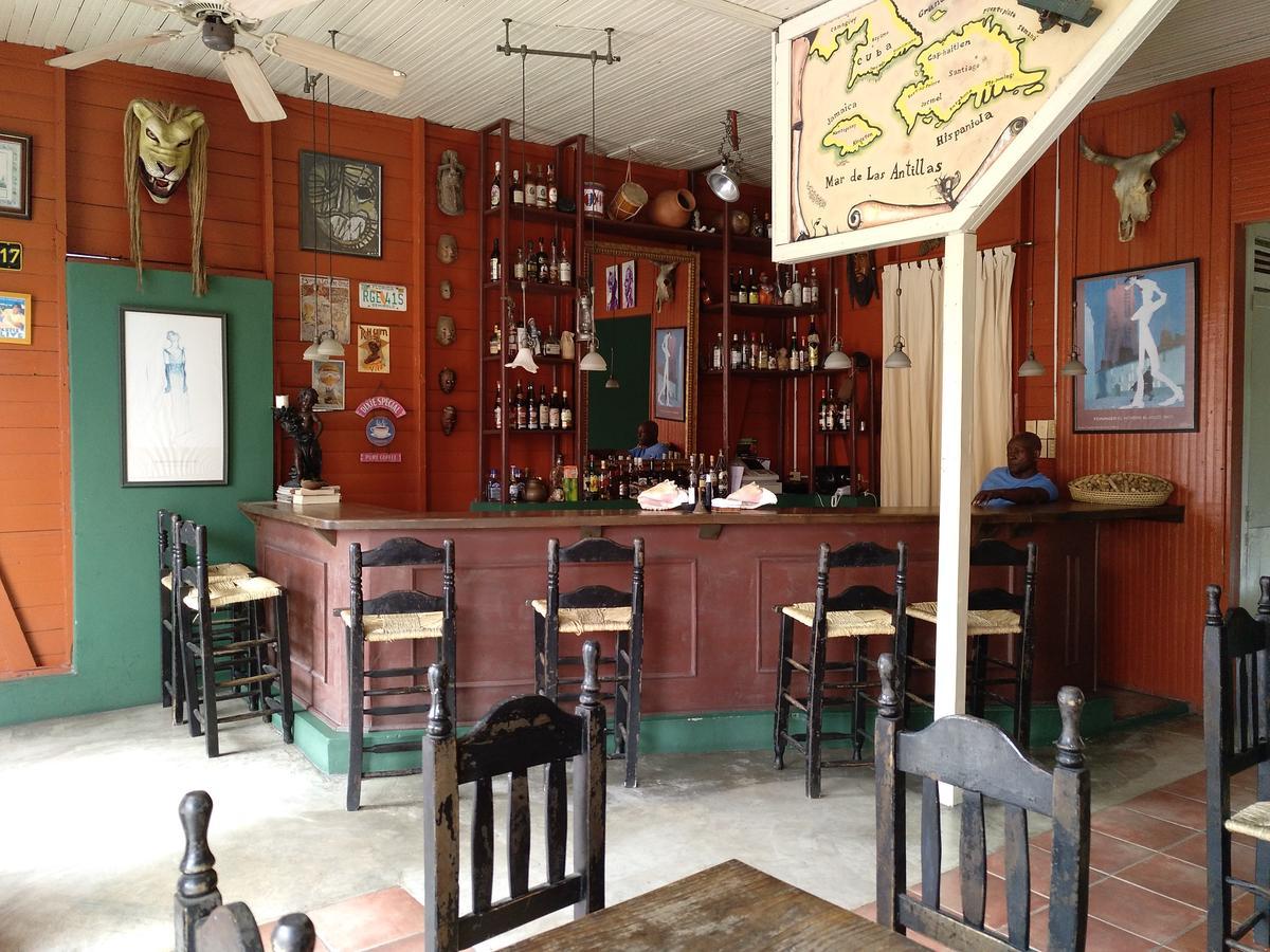 Hotel Loro Tuerto Barahona Ngoại thất bức ảnh