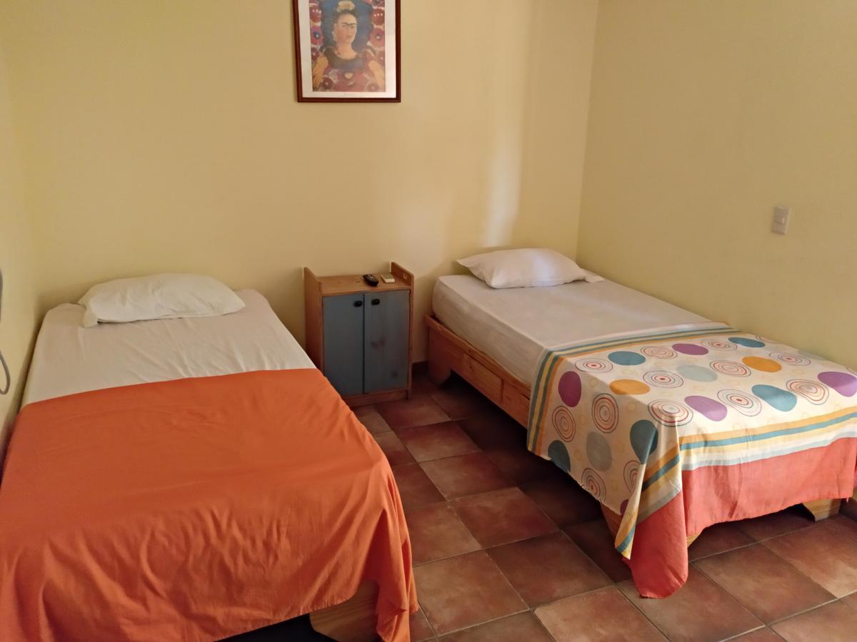 Hotel Loro Tuerto Barahona Ngoại thất bức ảnh