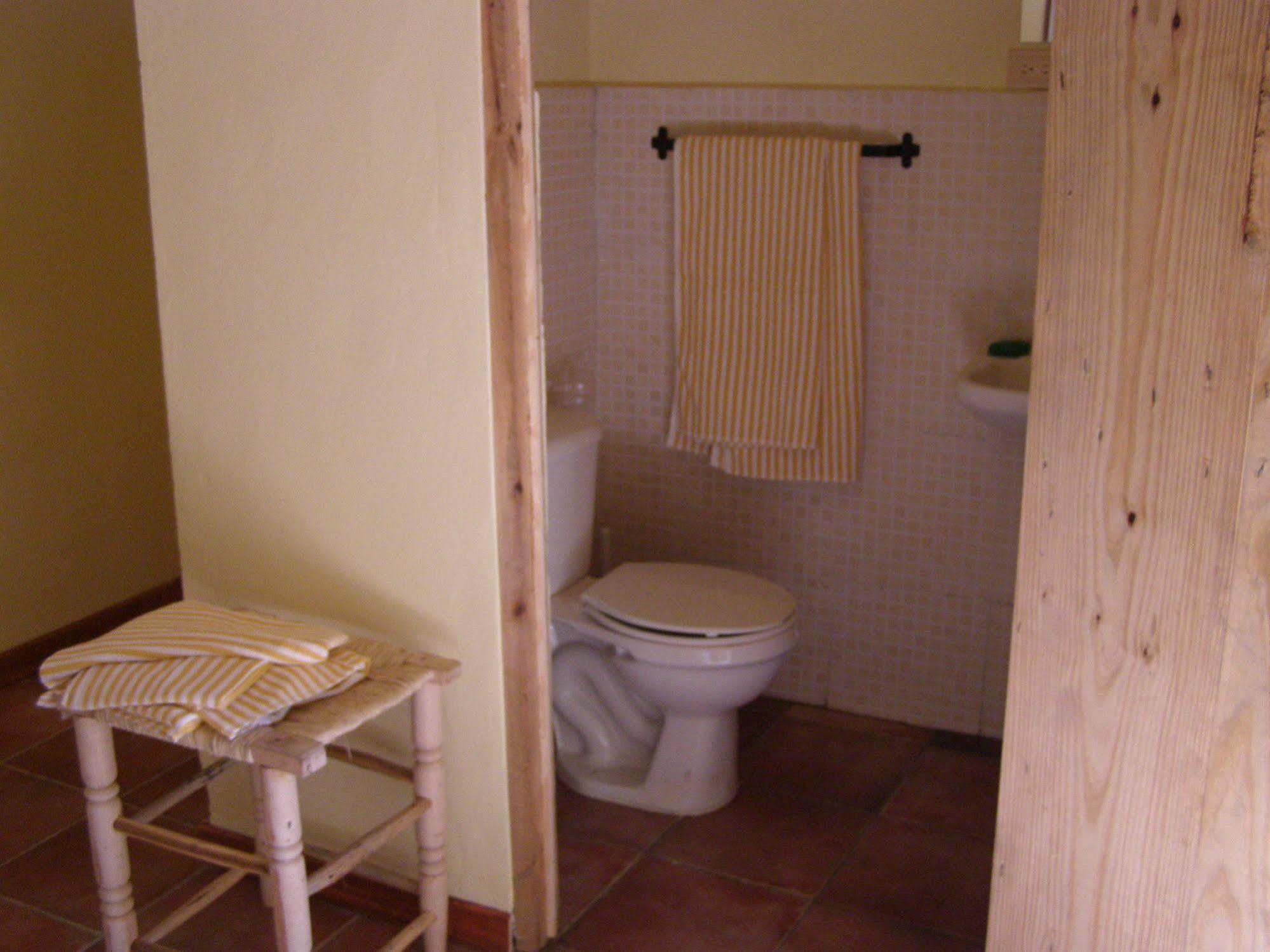 Hotel Loro Tuerto Barahona Ngoại thất bức ảnh