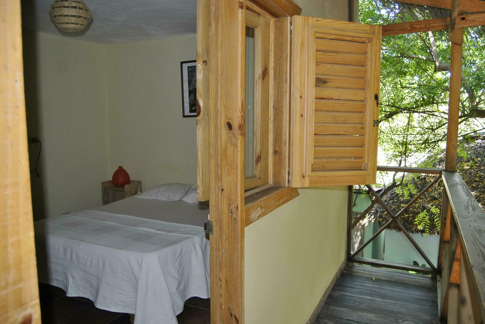 Hotel Loro Tuerto Barahona Ngoại thất bức ảnh