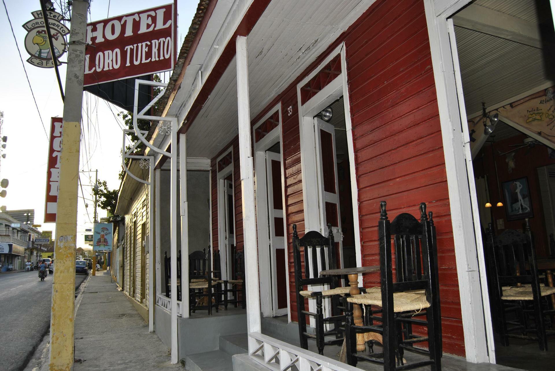 Hotel Loro Tuerto Barahona Ngoại thất bức ảnh